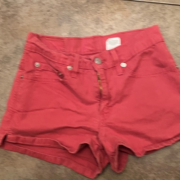 Vintage 1990’s Y2K Levi Shorts Women’s Sz 3 pink - Picture 6 of 9
